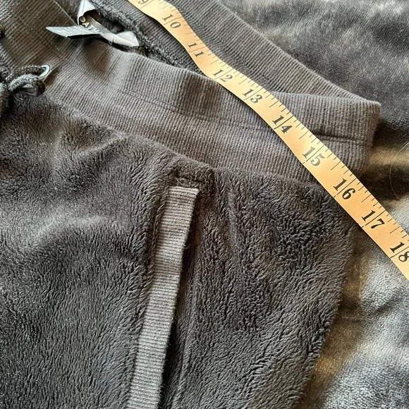 Athleta Kozy Karma black Soft Fleece  joggers M tall - EUC - Picture 2 of 5